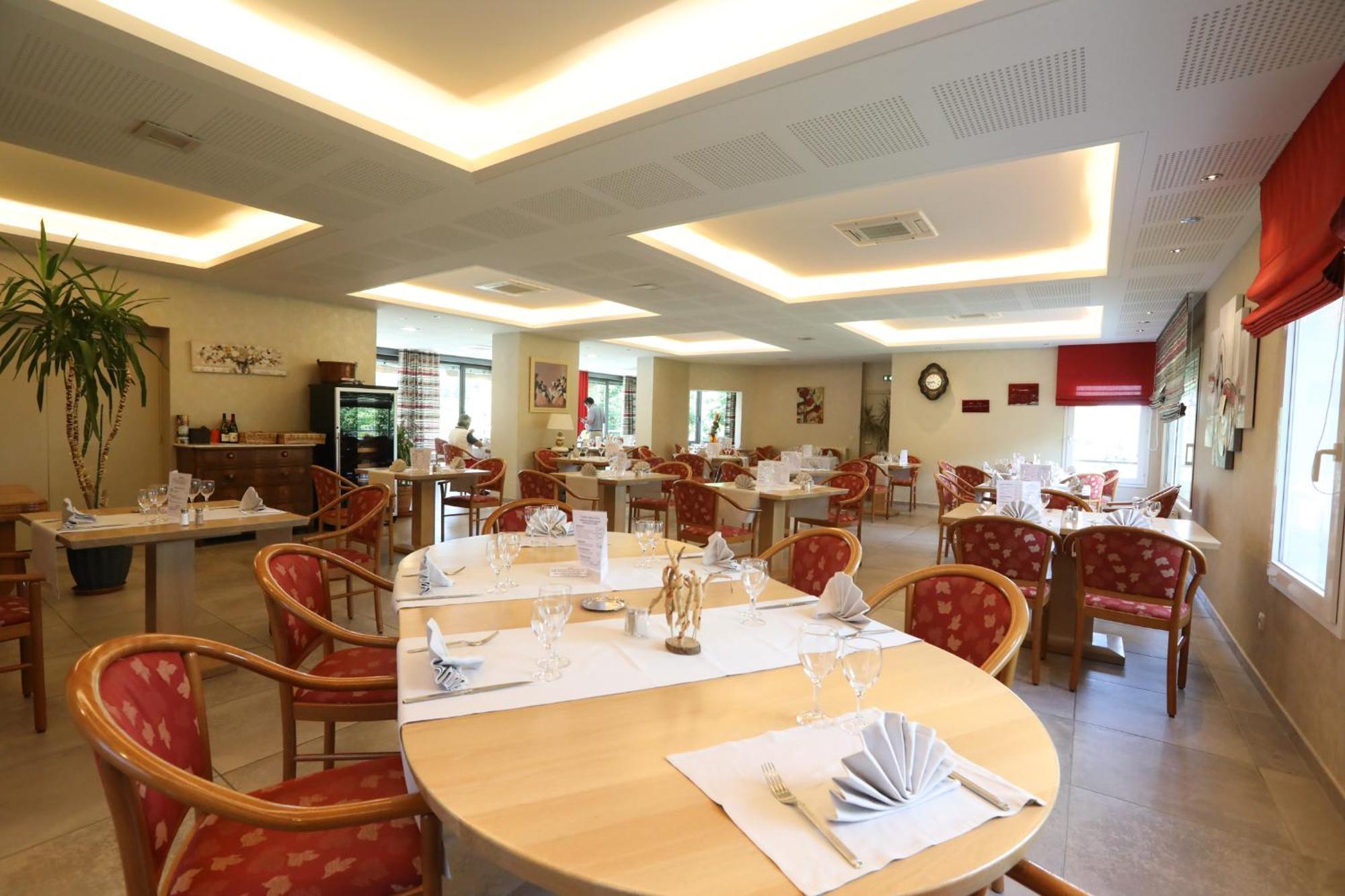 Hotel Restaurant Le Provence Lanarce